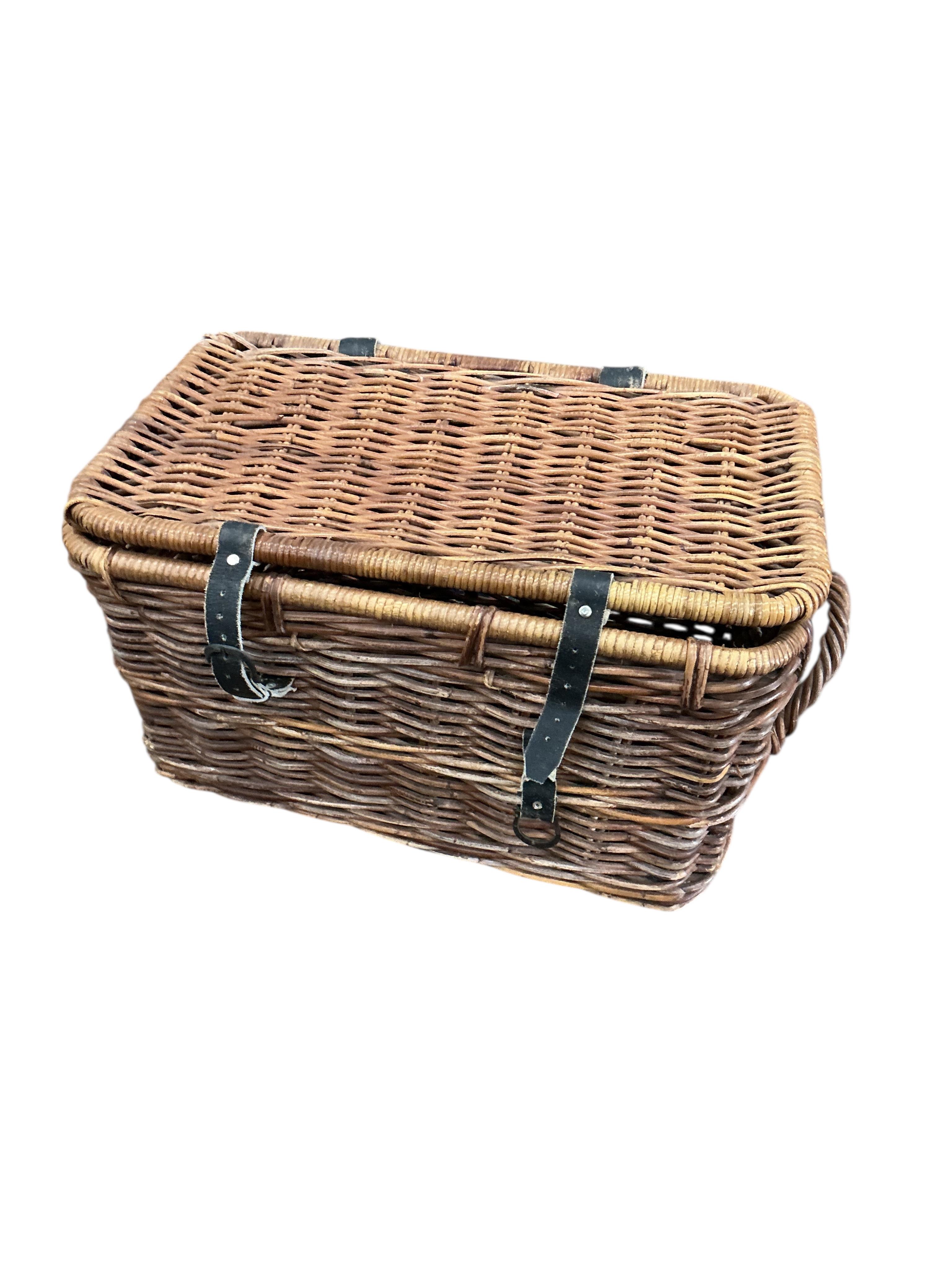 Two vintage wicker laundry baskets, larger width 84cm, depth 48cm, height 46cm